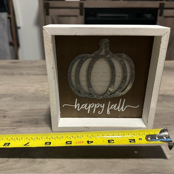 Farmhouse Happy Fall Pumpkin Sign - Picture 2 of 3